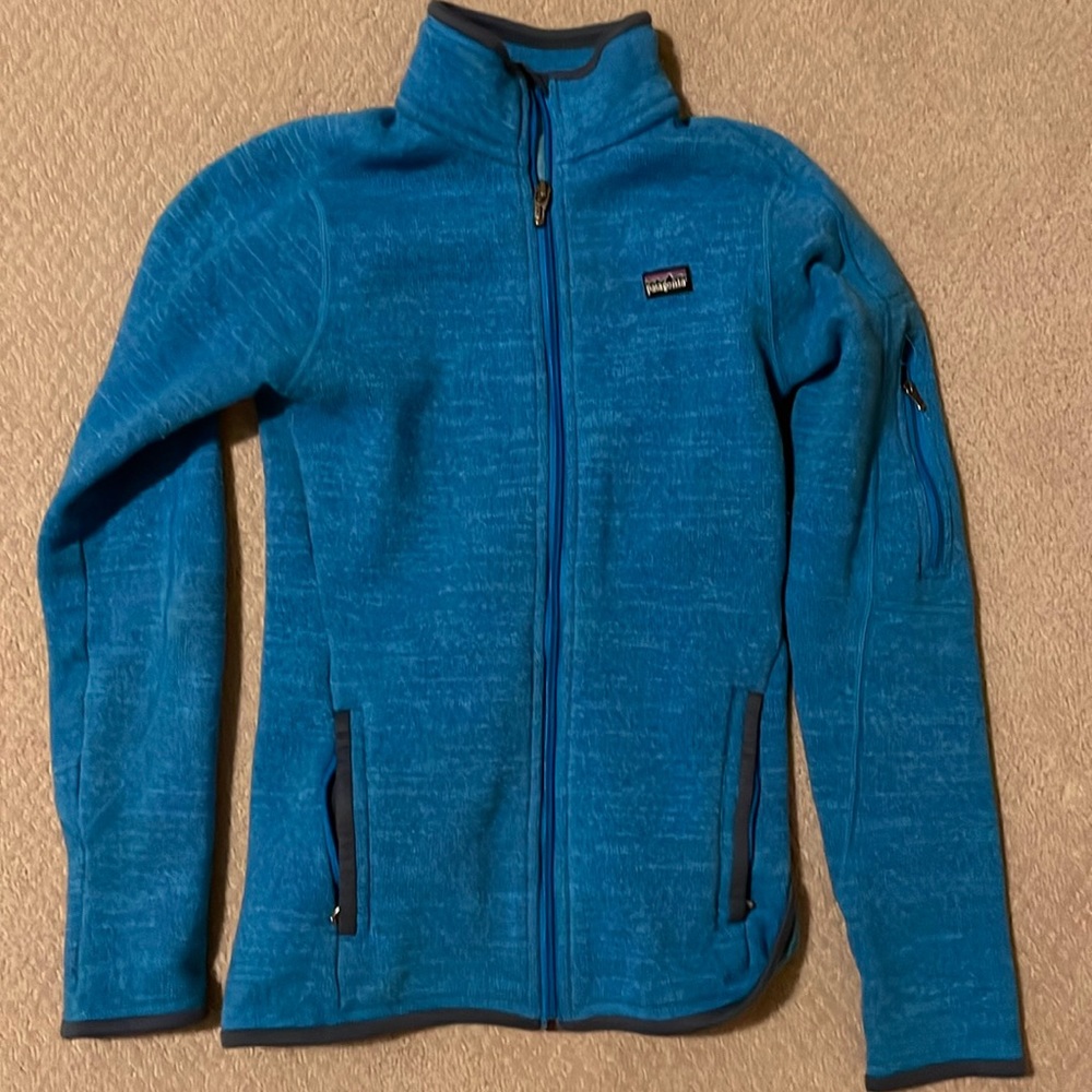 Blue Patagonia women’s jacket and extra small
